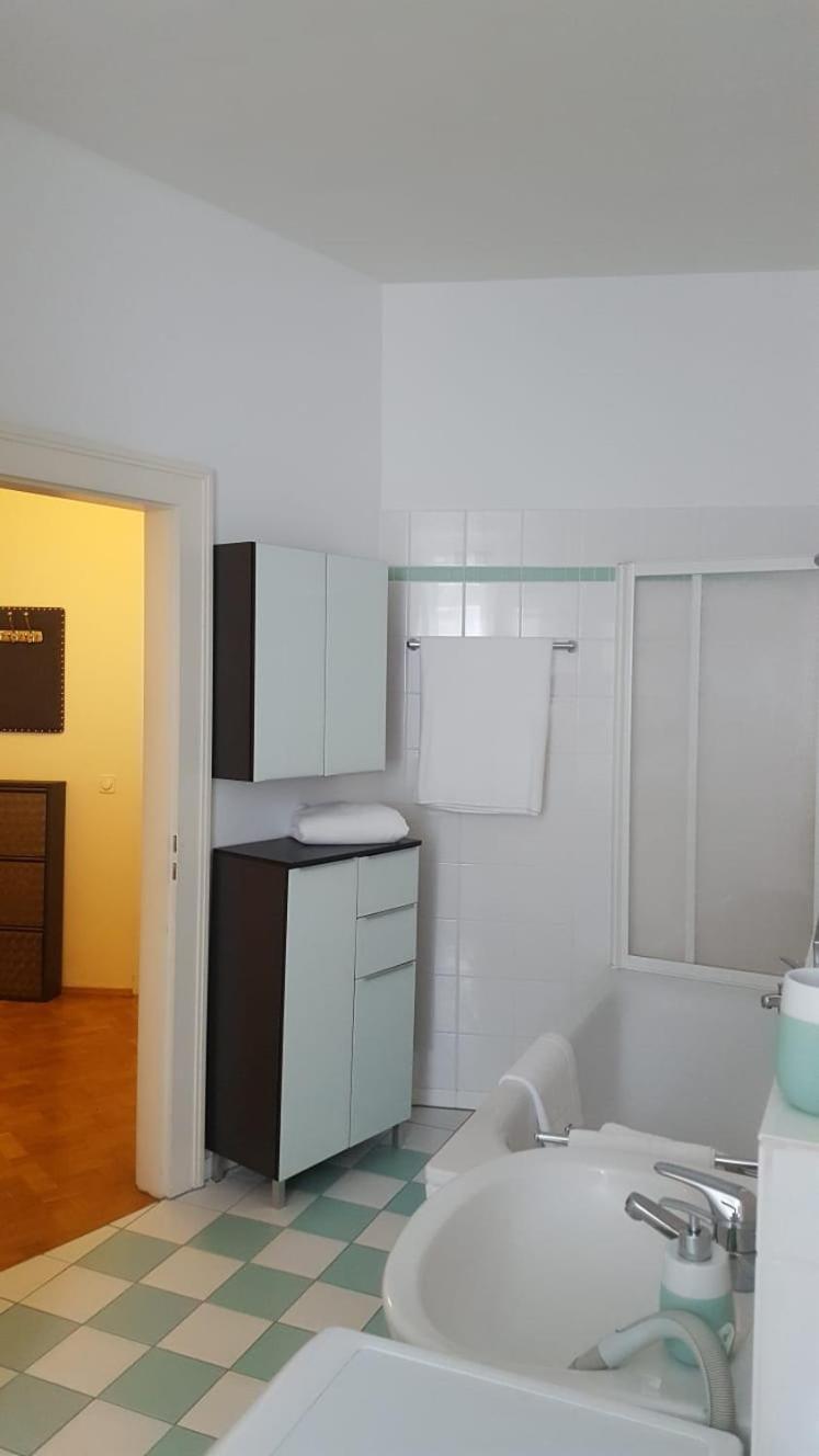 دريسدن Hotel-Appartement-Villa Ulenburg الغرفة الصورة