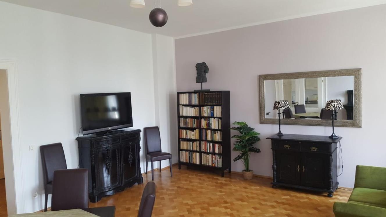 دريسدن Hotel-Appartement-Villa Ulenburg الغرفة الصورة