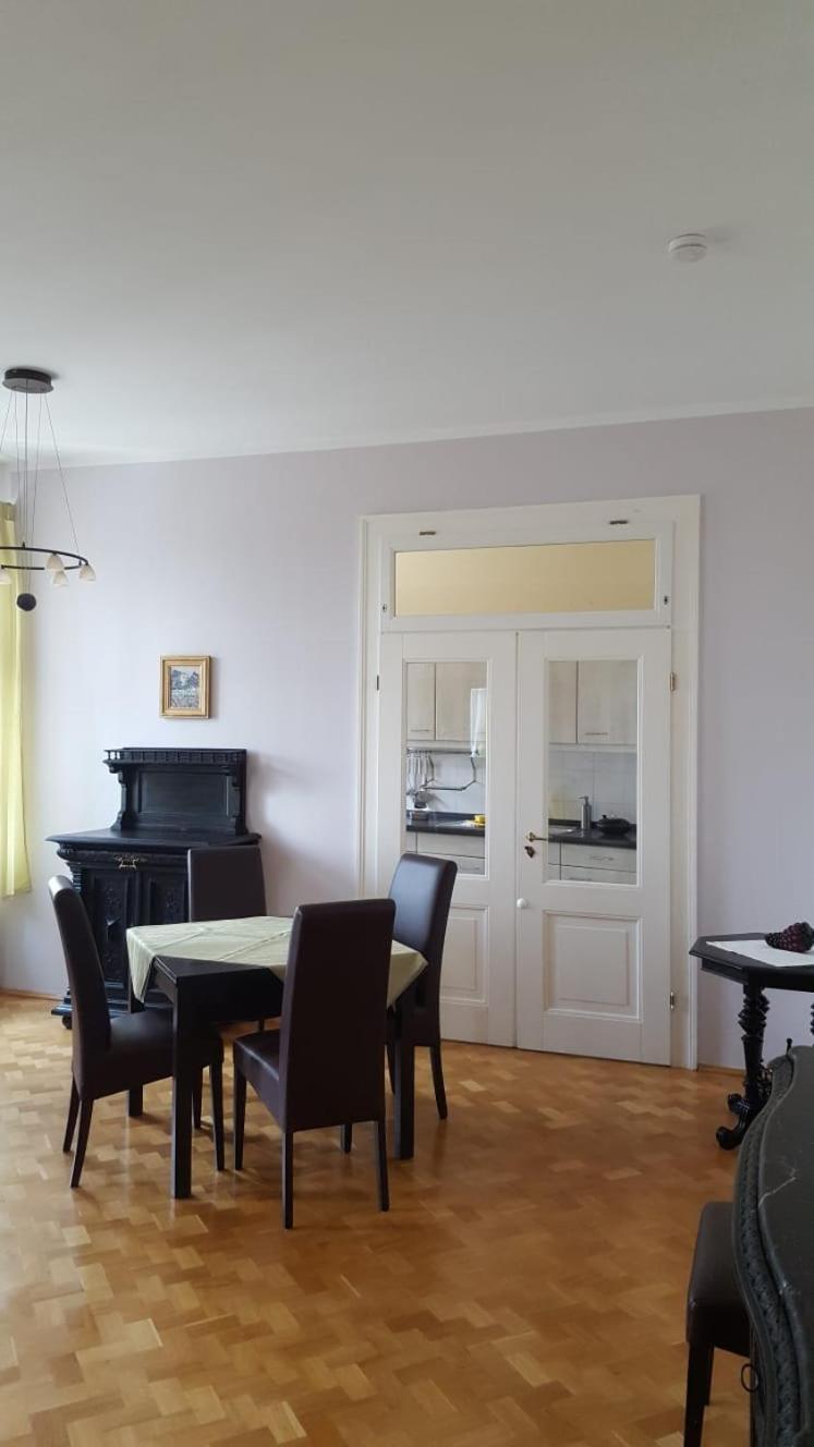 دريسدن Hotel-Appartement-Villa Ulenburg الغرفة الصورة