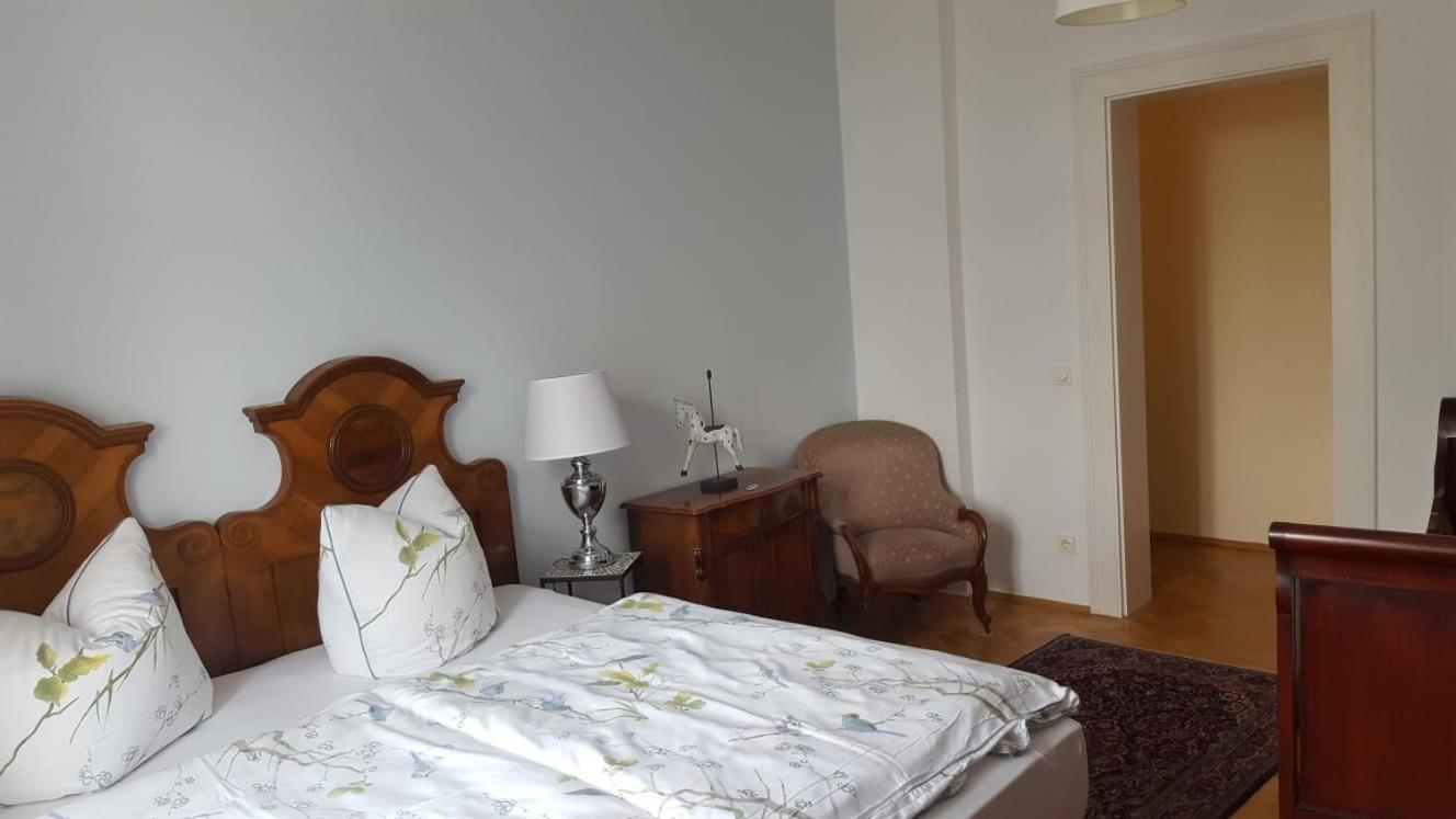 دريسدن Hotel-Appartement-Villa Ulenburg الغرفة الصورة