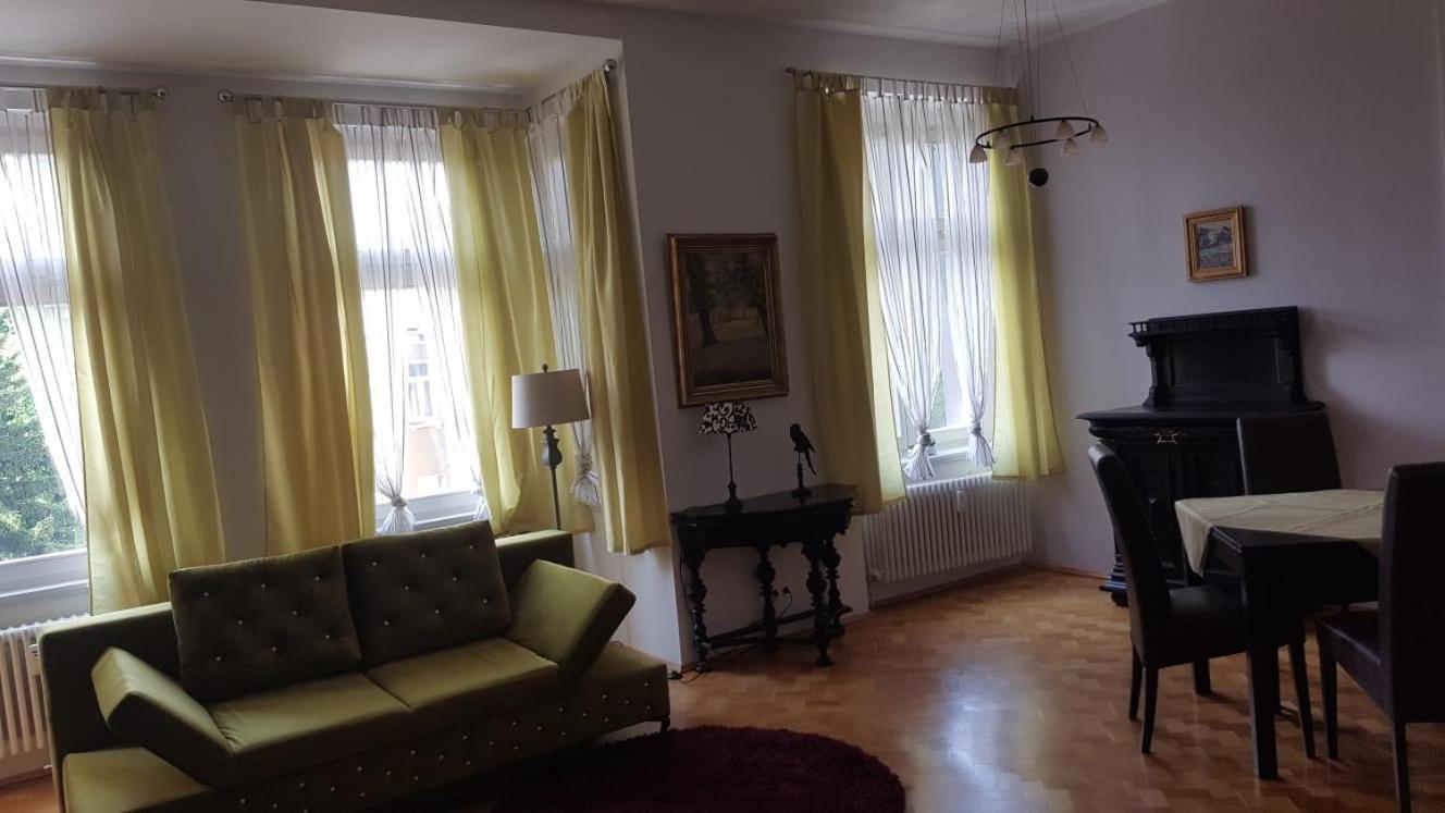 دريسدن Hotel-Appartement-Villa Ulenburg الغرفة الصورة