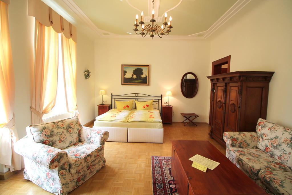 دريسدن Hotel-Appartement-Villa Ulenburg المظهر الخارجي الصورة