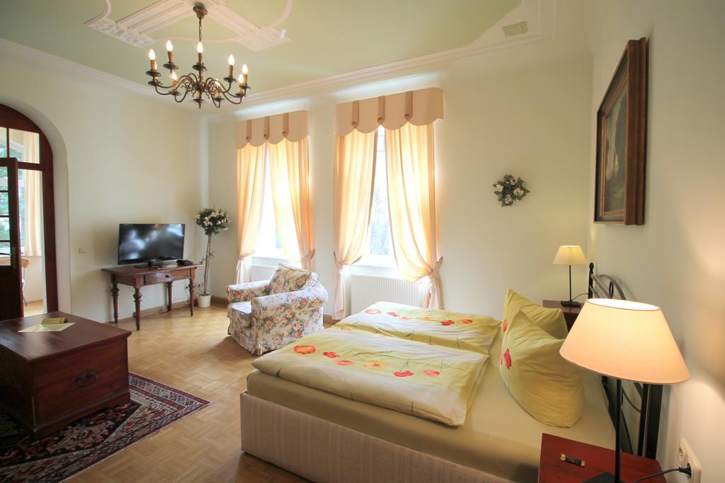 دريسدن Hotel-Appartement-Villa Ulenburg المظهر الخارجي الصورة